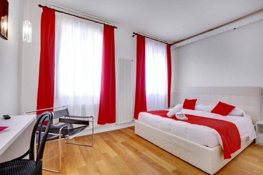 Fenix La Boheme Apartment Venice Luaran gambar